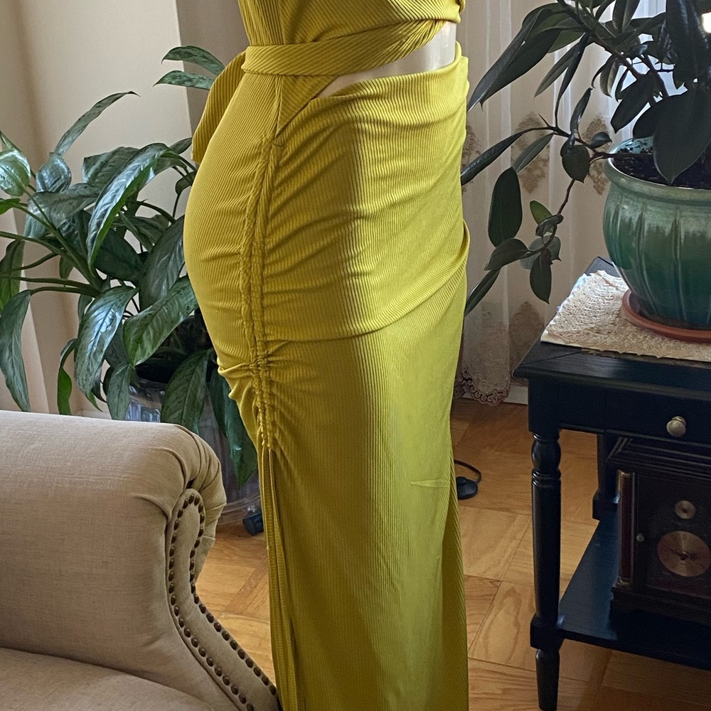 Elegant Lime Green Midi Cider Dress Size XL. - Picture 11 of 15